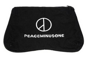 G-Dragon’s PEACEMINUSONE x Nike Bag
