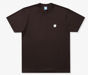 UNDEFEATED ICON S/S TEE BROWN