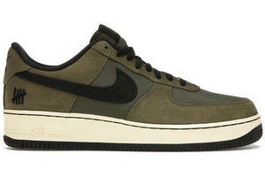 Nike Air Force 1 Low SP UNDEFEATED Ballistic Dunk vs. AF1